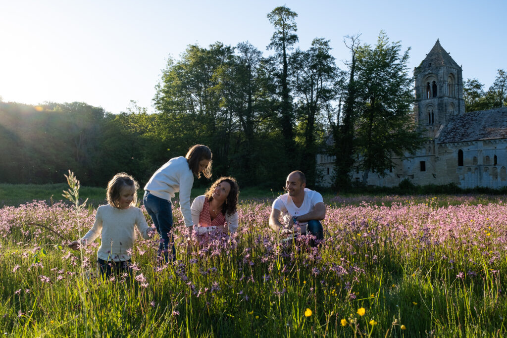 reportage photo famille manche - seance photo famille en exterieur manche - audrey guyon