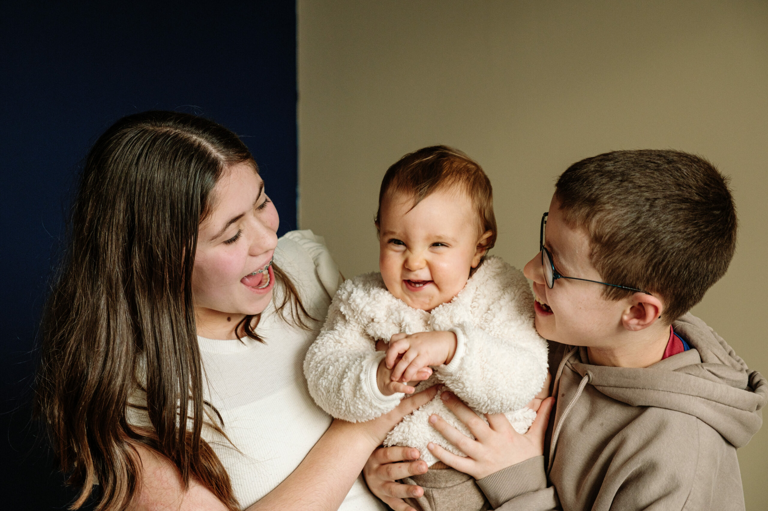 photo famille lumière naturelle - audrey guyon - photographe manche