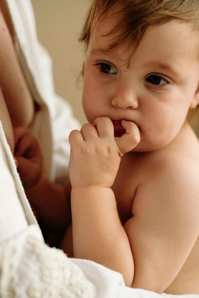 allaitement - photographe bébé manche - audrey guyon